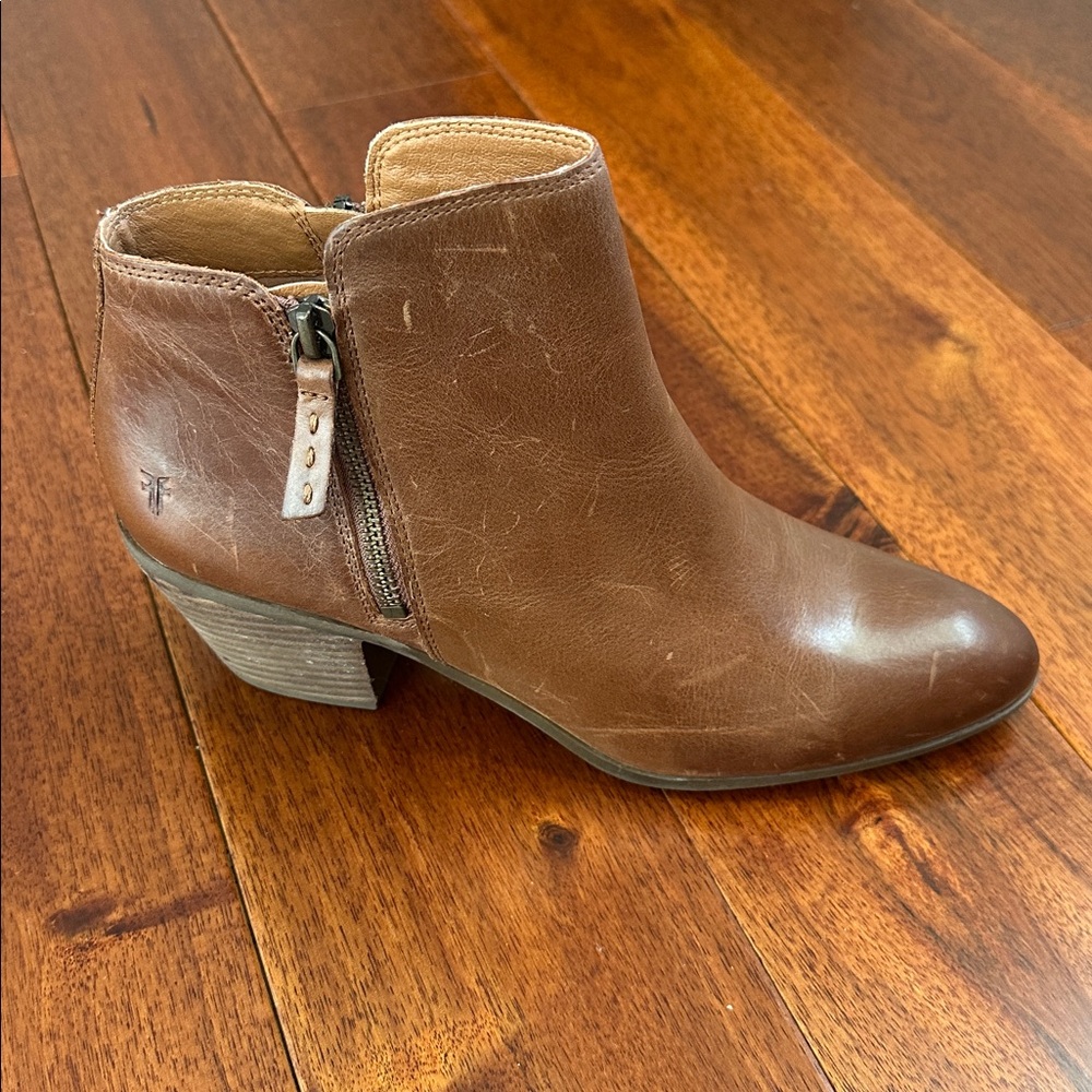 Frye Judith Double Zip Size 9 - Picture 3 of 11
